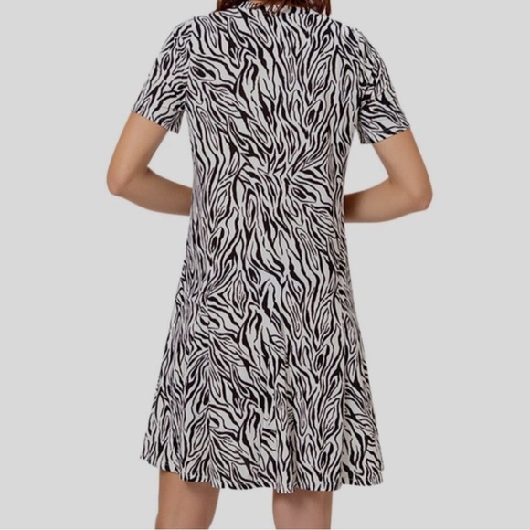 LEOTA Zebra Stripe Short Sleeve Artsy Swing Dress Size M - Picture 2 of 8